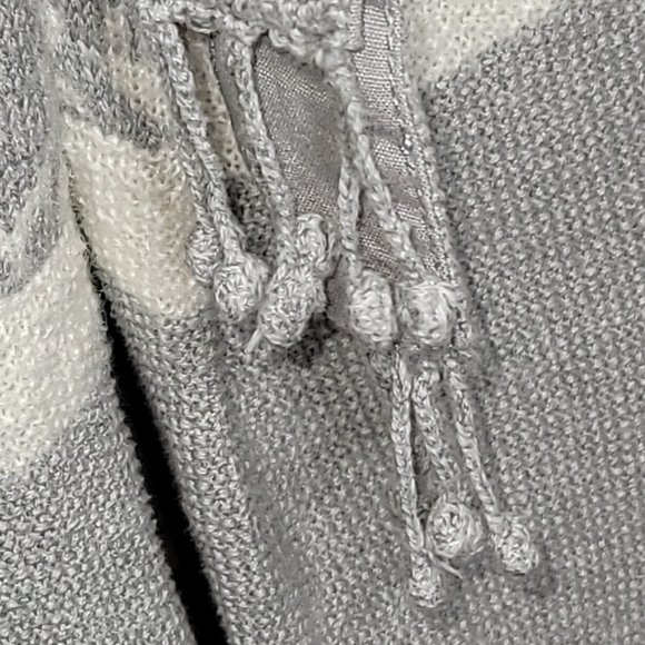 🎉Sale🎉 Lemon Brand Robe - Picture 7 of 12